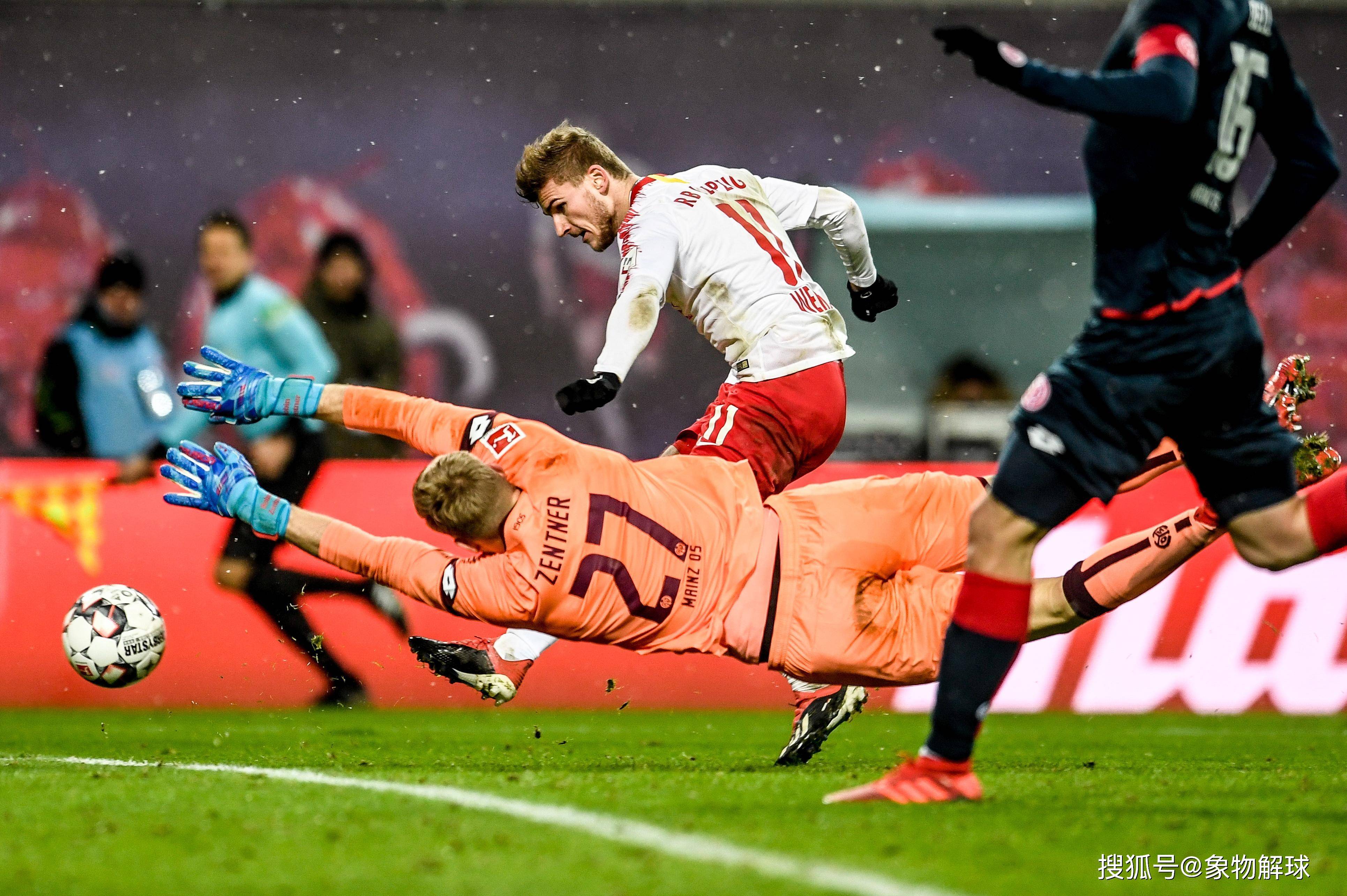 关于谢菲联遭遇挑战，比赛局势扑朔迷离的信息