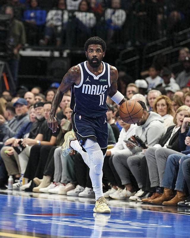 国王逆转墨西哥男篮,欧文一己之力扛起全队的简单介绍 国王逆转墨西哥男篮,欧文一己之力扛起全队的简单介绍