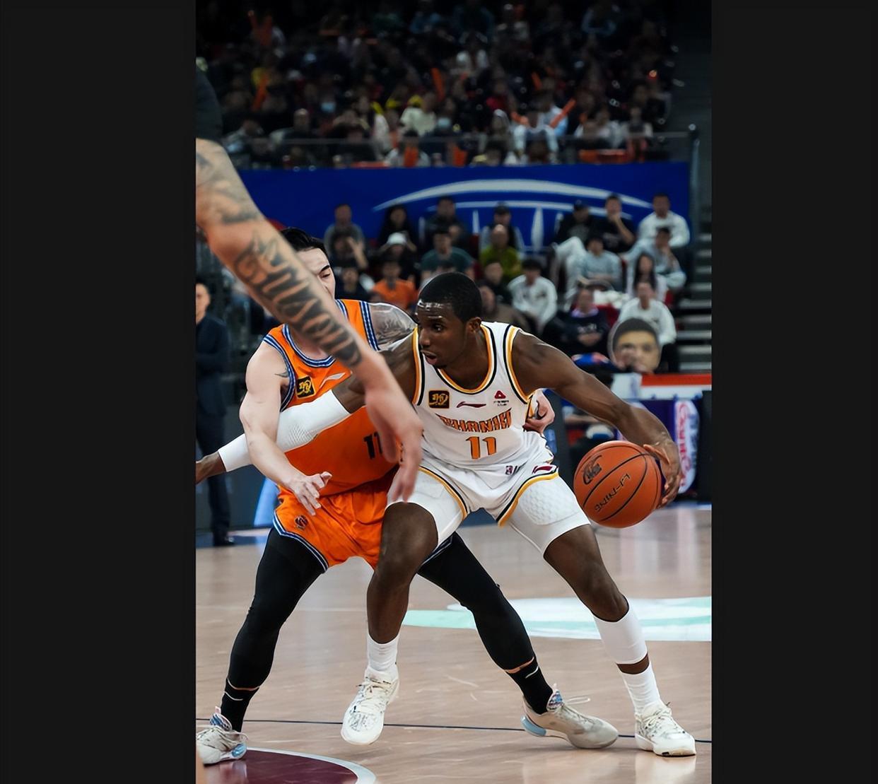 包含篮球官方发布赛后数据,表现引争议的词条 包含篮球官方发布赛后数据,表现引争议的词条