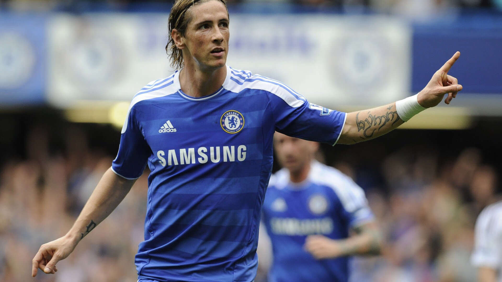 雷火电竞合作-奥斯梅恩时刻，里昂热带草原上的蓝色闪电