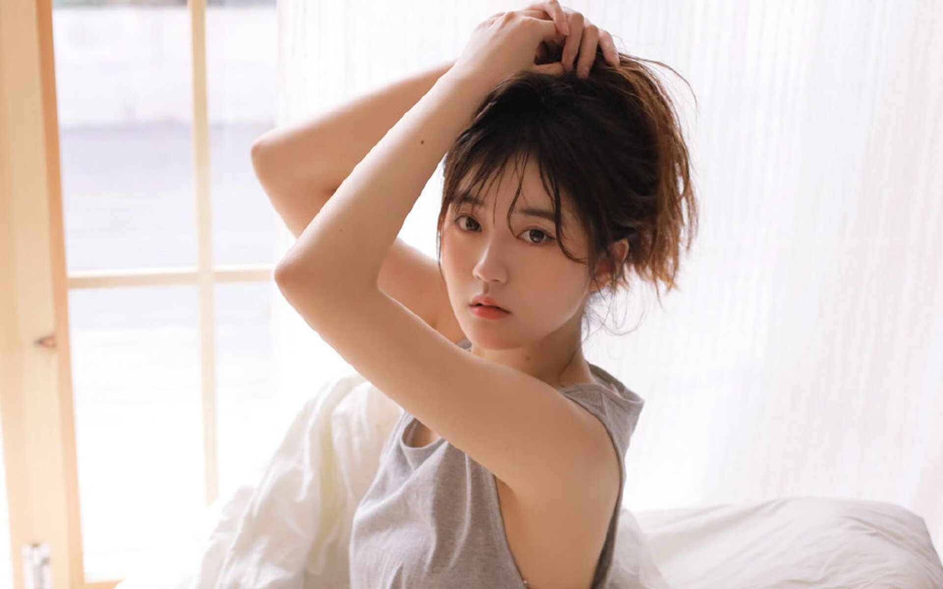 当冰岛火山照亮美加墨之夜，本泽马在第73分钟创造的唯一时空